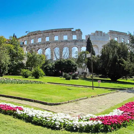 In - Istrien 36865 *